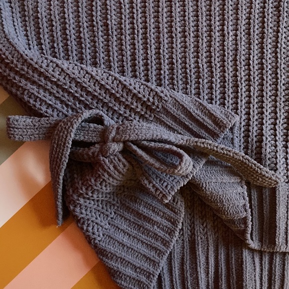 Candie's Cropped Sweater NWOT - Picture 6 of 6